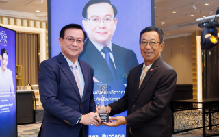 ดร.สมพร สืบถวิลกุล คว้ารางวัล “THAILAND TOP CEO OF THE YEAR 2025”  